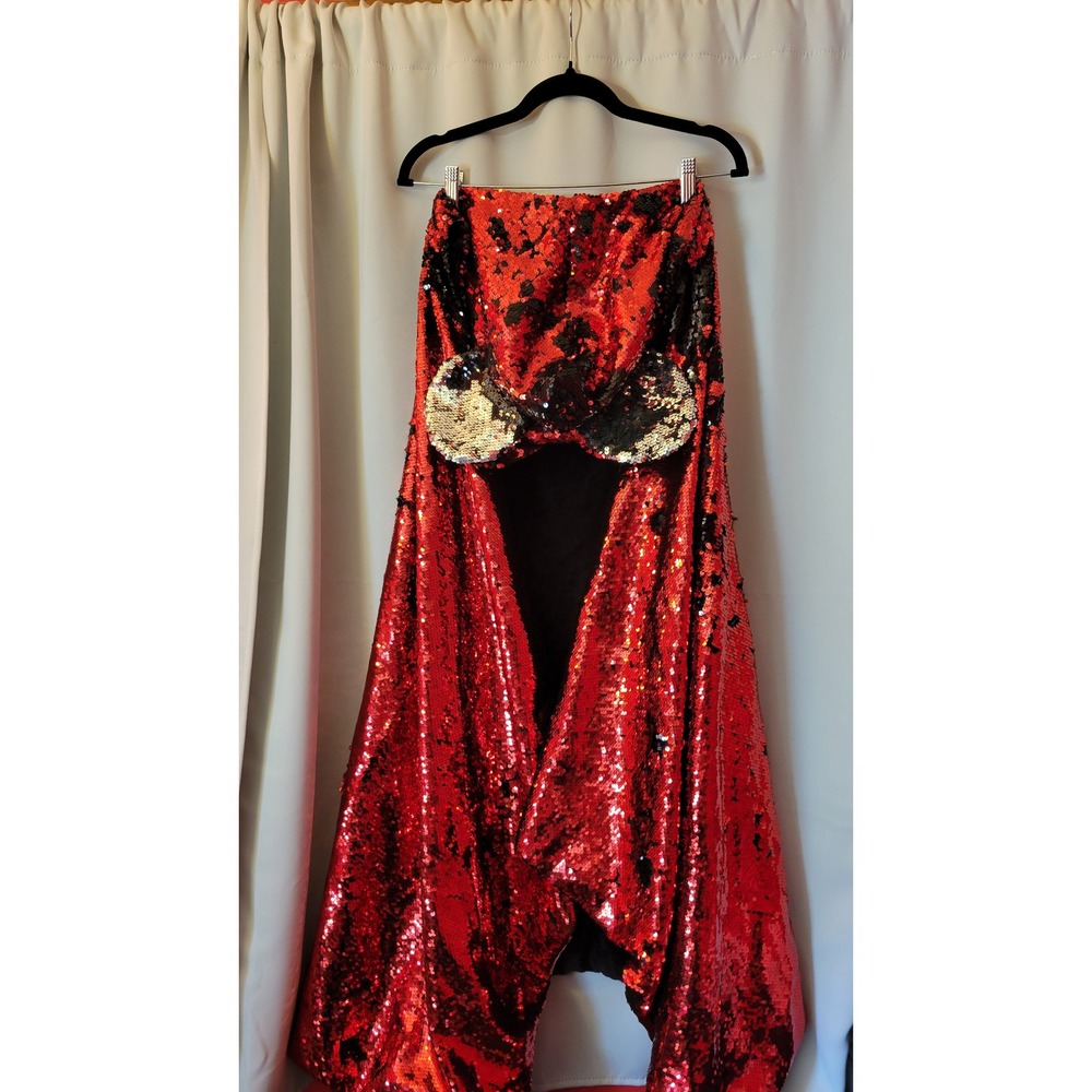 Disney Store Minnie Mouse Reversible Sequin Hooded Throw Blanket Red Black 40x70
